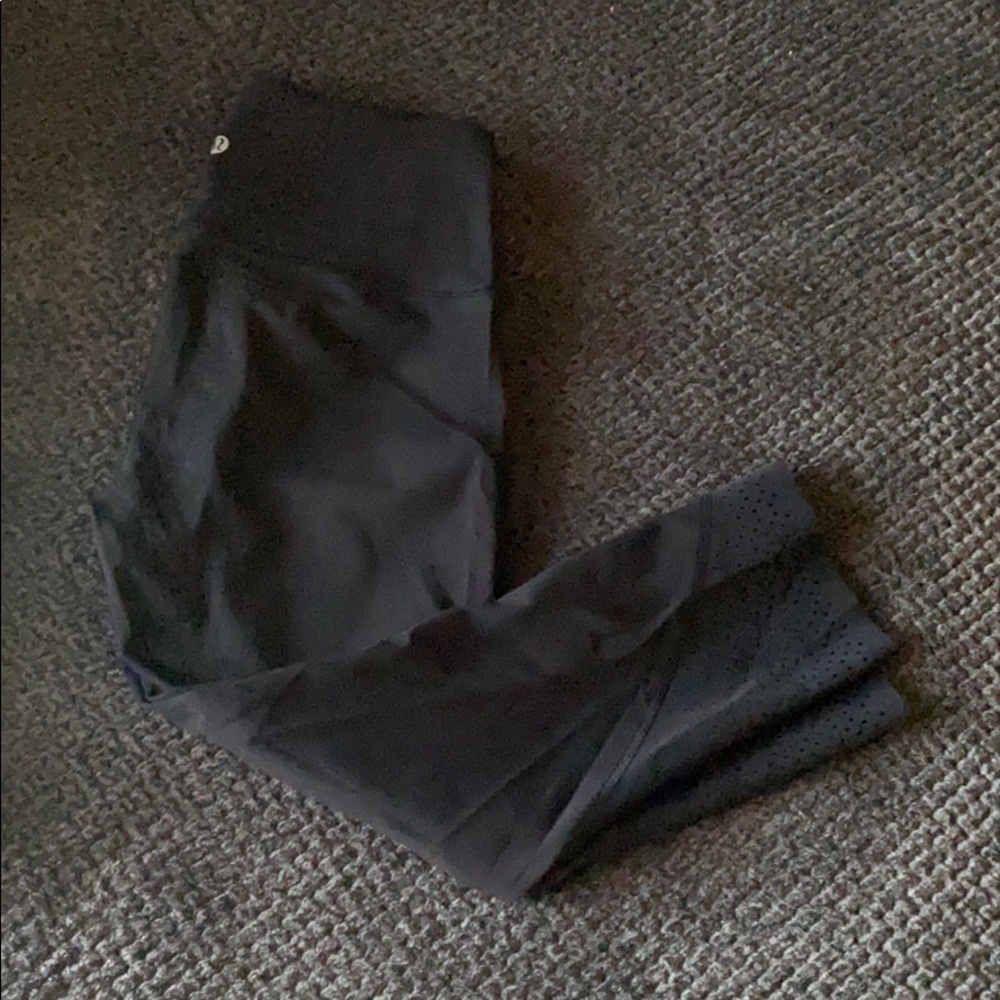Lululemon capris